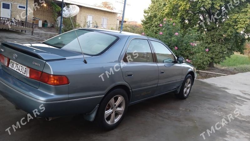 Toyota Camry 2001 - 119 000 TMT - Saýat - img 2