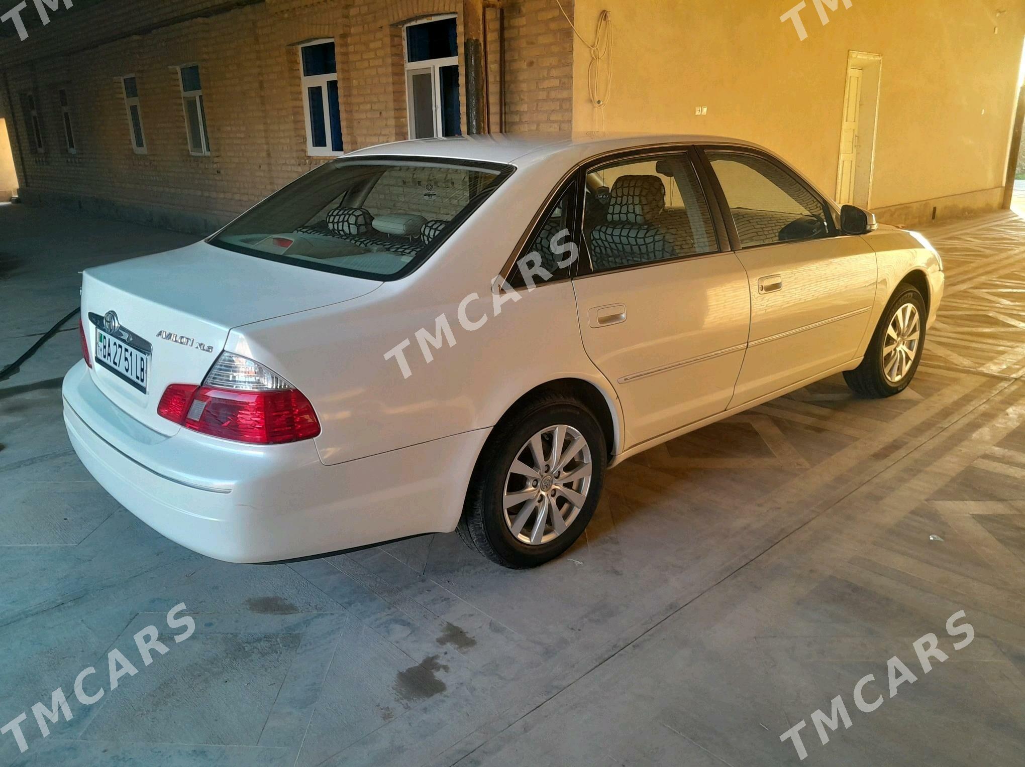 Toyota Avalon 2004 - 200 000 TMT - Халач - img 3