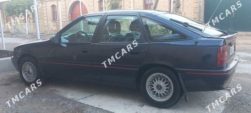 Opel Vectra 1994 - 35 000 TMT - Чарджоу - img 4