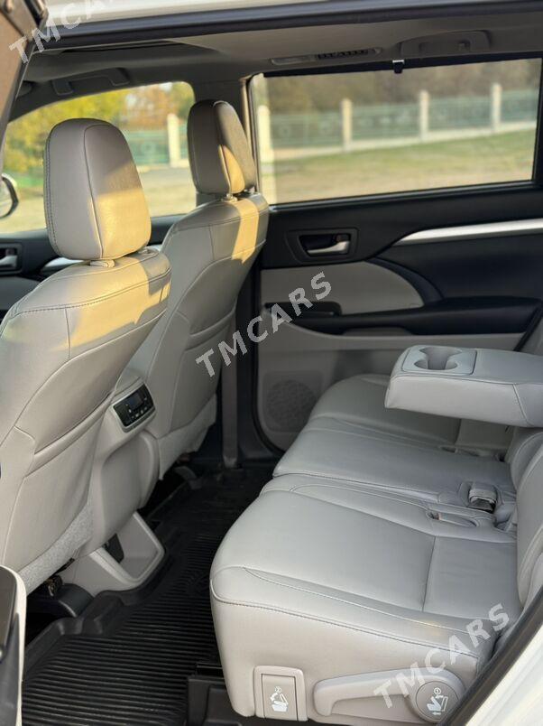 Toyota Highlander 2019 - 448 000 TMT - Ашхабад - img 2