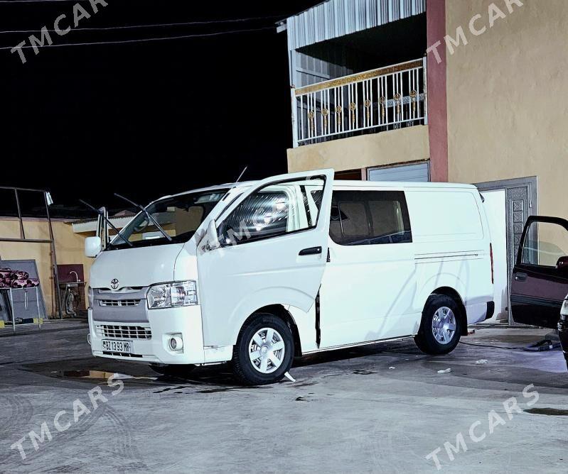 Toyota Hiace 2019 - 420 000 TMT - Мары - img 2