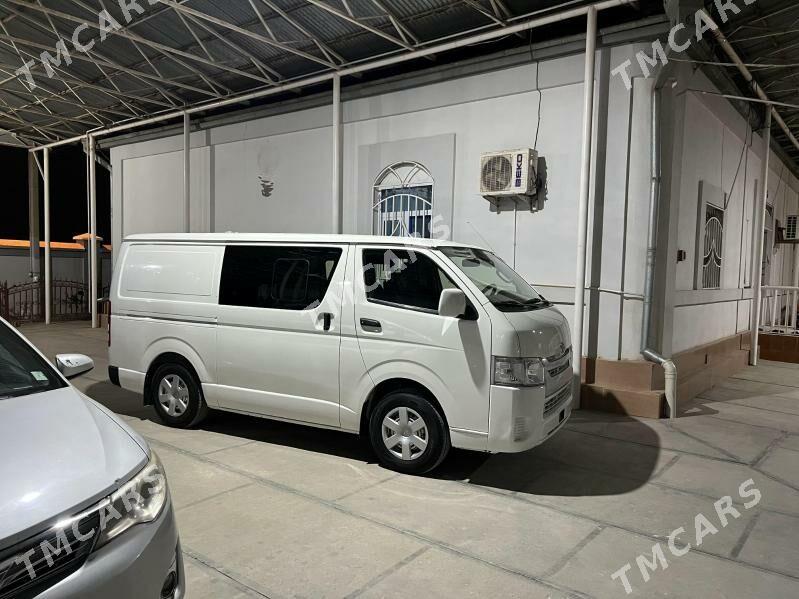 Toyota Hiace 2019 - 420 000 TMT - Мары - img 6