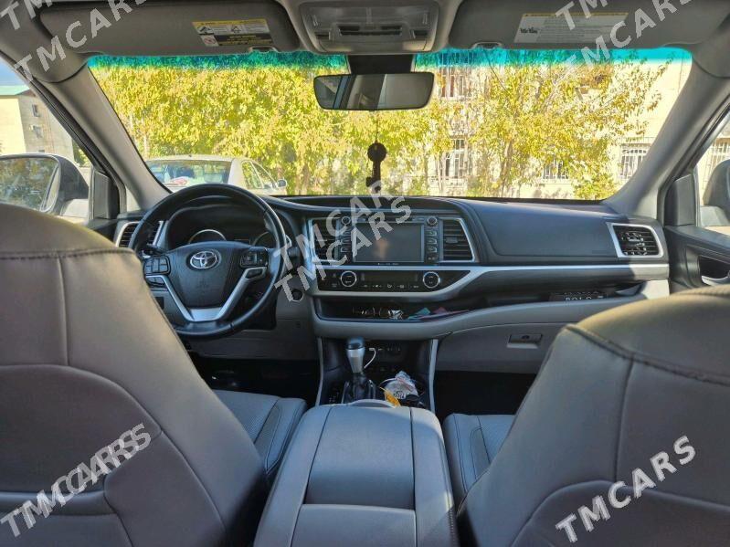 Toyota Highlander 2019 - 450 000 TMT - Ашхабад - img 3