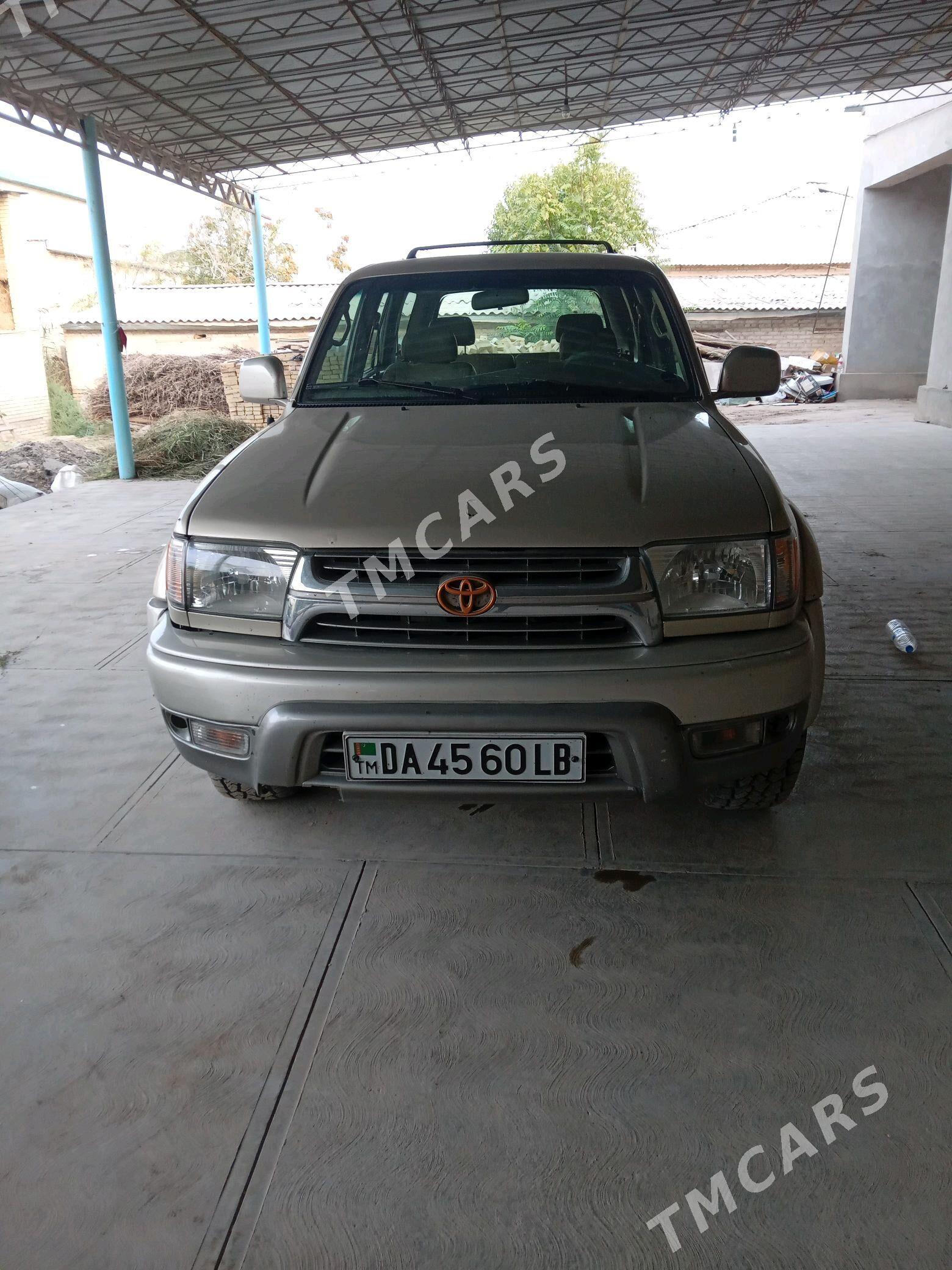 Toyota 4Runner 2002 - 160 000 TMT - Халач - img 4