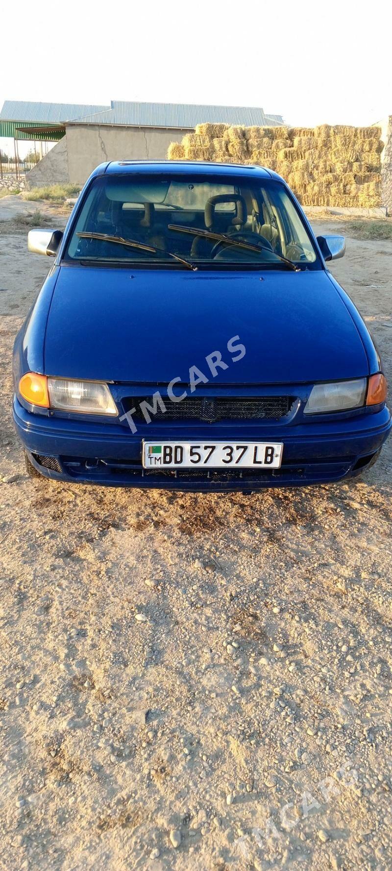 Opel Astra 1993 - 30 000 TMT - Hojambaz - img 2