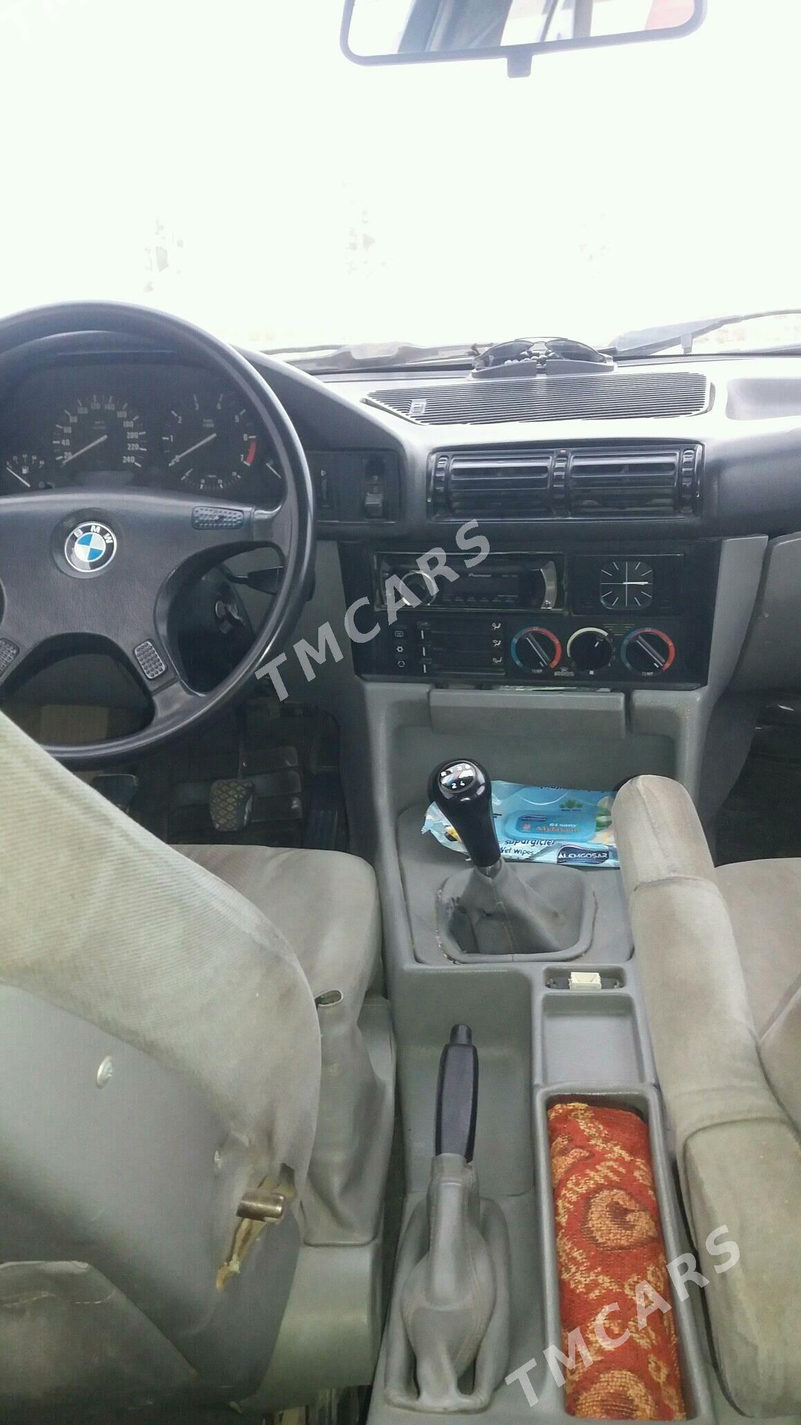 BMW 520 1993 - 37 000 TMT - Mary - img 6