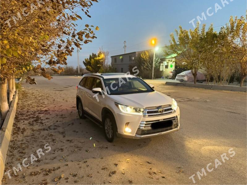 Toyota Highlander 2019 - 345 000 TMT - Aşgabat - img 7