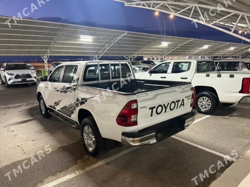 Toyota Hilux 2021 - 541 000 TMT - Aşgabat - img 2