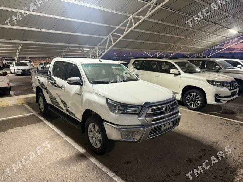 Toyota Hilux 2021 - 541 000 TMT - Aşgabat - img 10