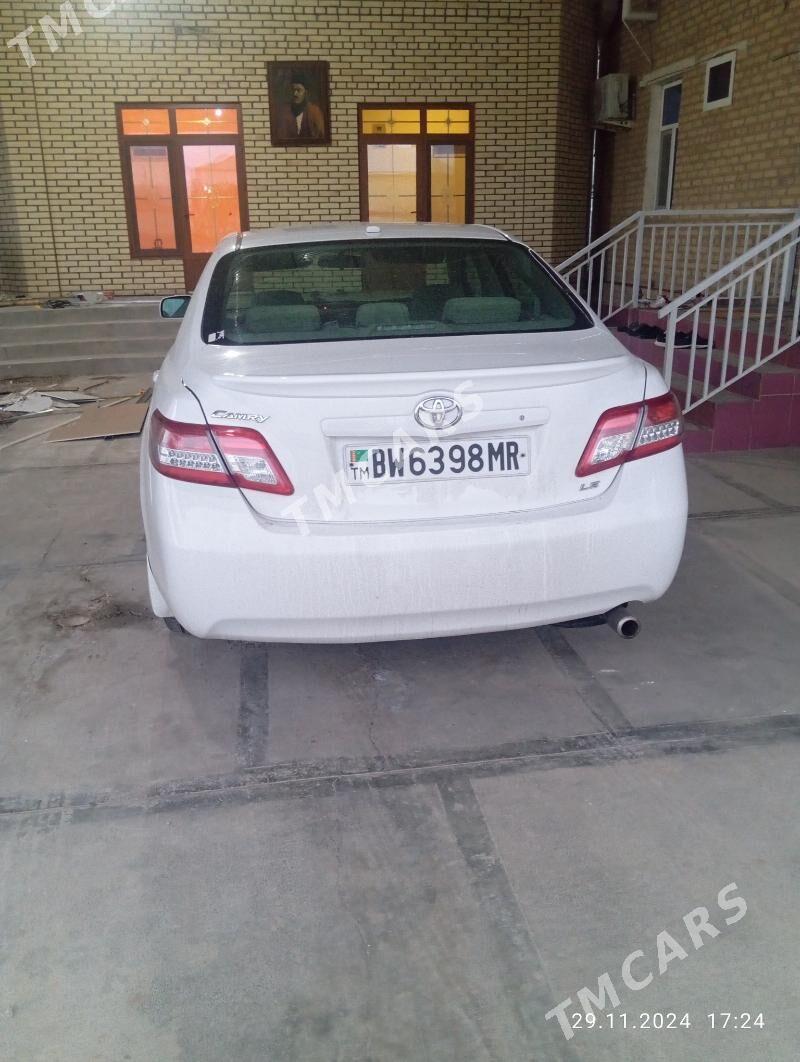 Toyota Camry 2010 - 175 000 TMT - Векильбазар - img 2