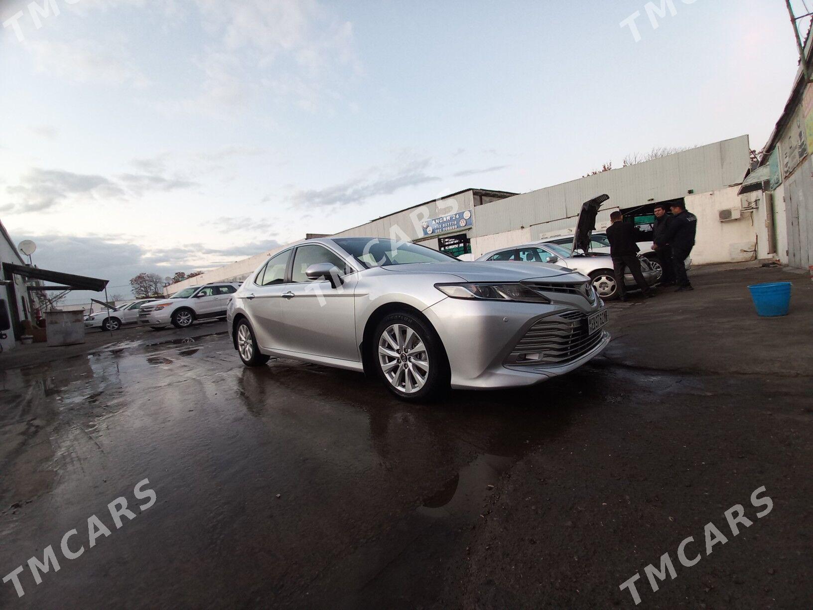 Toyota Camry 2019 - 253 000 TMT - Мары - img 5