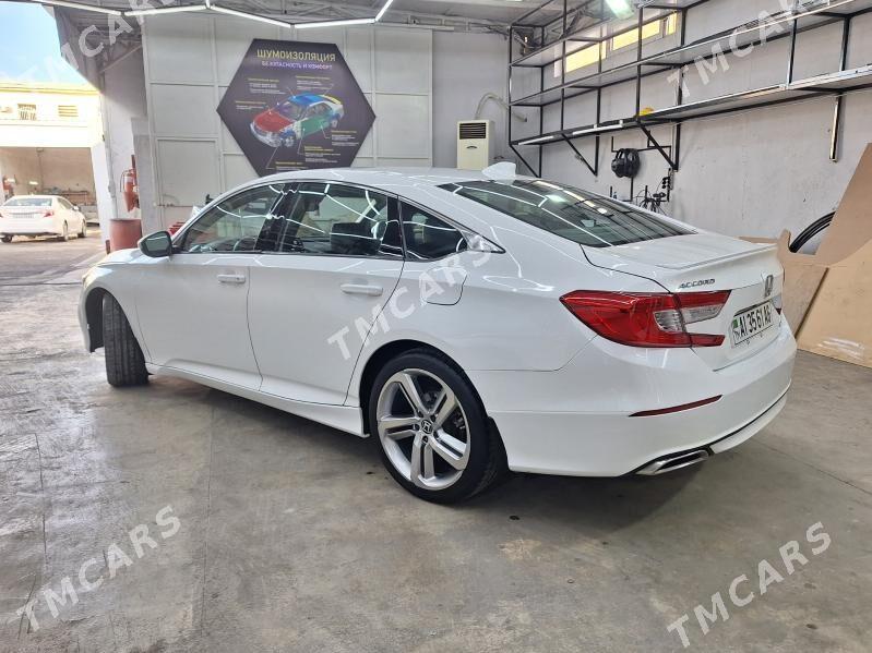 Honda Accord 2018 - 305 000 TMT - 9 мкр - img 5