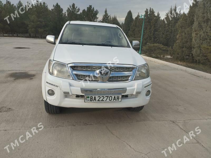 Toyota Hilux 2011 - 240 000 TMT - Гёкдепе - img 2