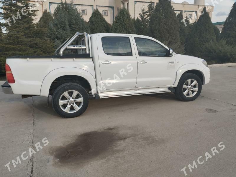 Toyota Hilux 2011 - 240 000 TMT - Гёкдепе - img 3