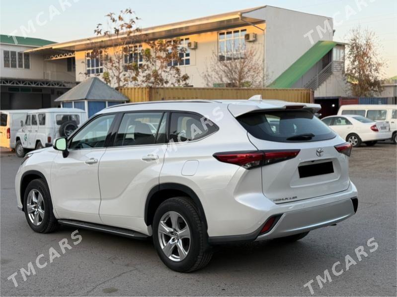 Toyota Highlander 2021 - 530 000 TMT - Мары - img 4