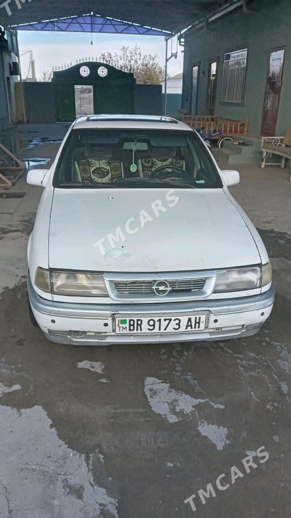 Opel Vectra 1990 - 28 000 TMT - Бузмеин - img 5