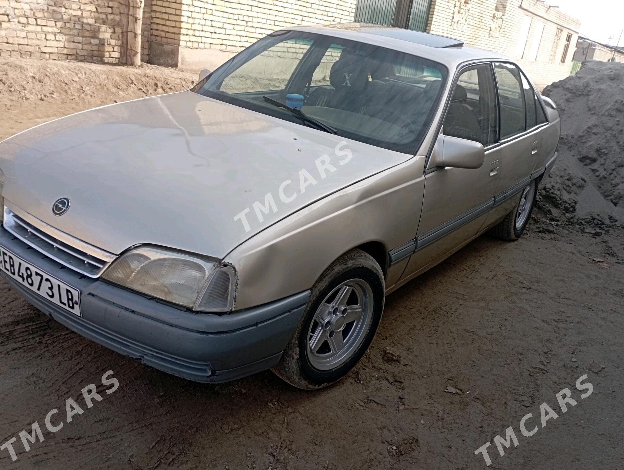 Opel Omega 1989 - 15 000 TMT - Чарджоу - img 5