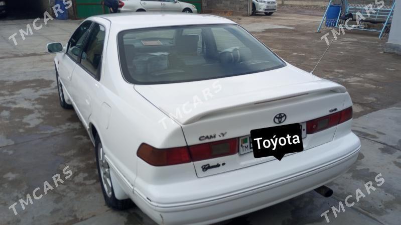 Toyota Camry 1997 - 100 000 TMT - Halaç - img 7