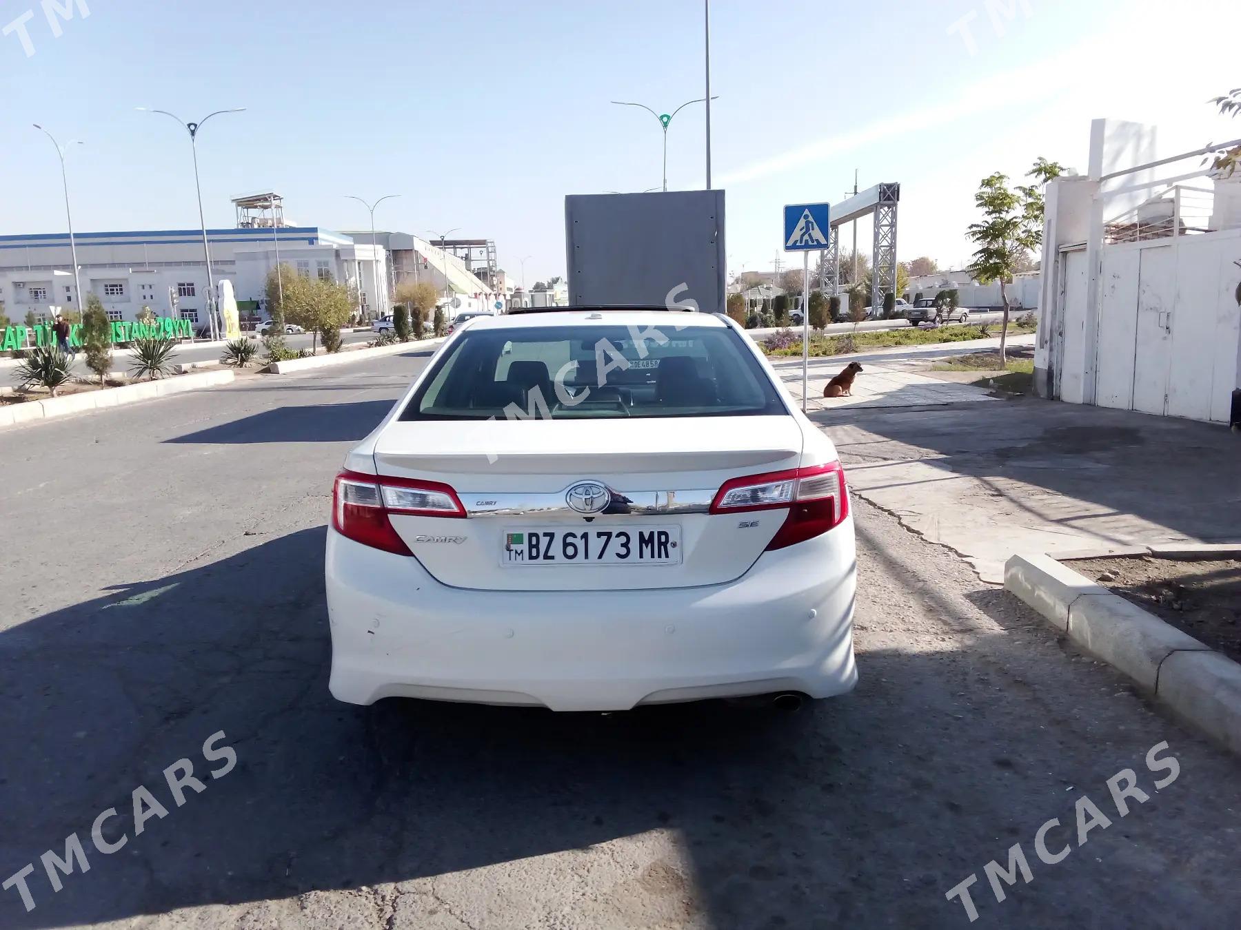 Toyota Camry 2012 - 180 000 TMT - Байрамали - img 2