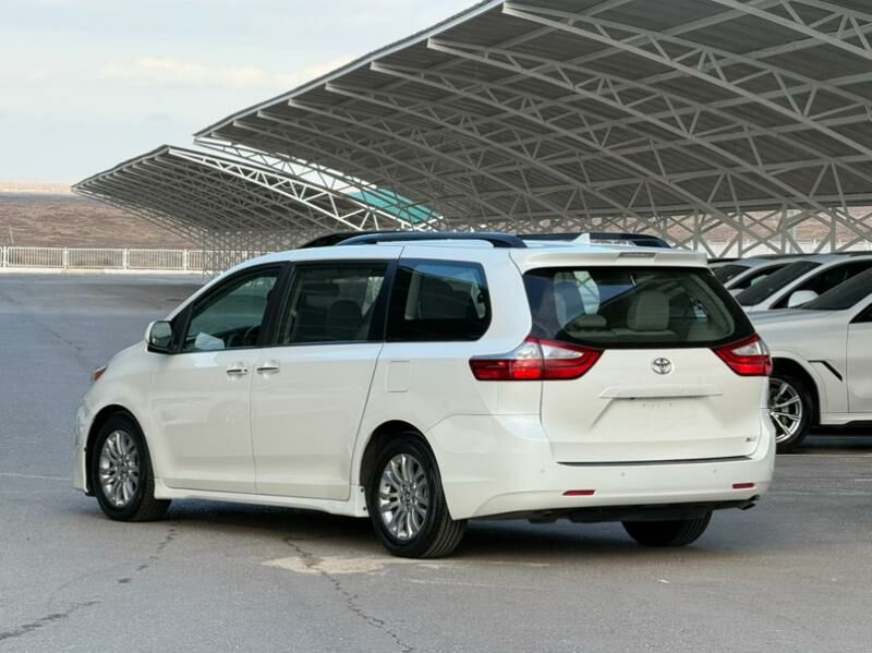 Toyota Sienna 2019 - 475 000 TMT - Ашхабад - img 7