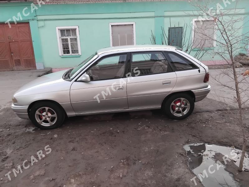 Opel Astra 1993 - 30 000 TMT - Daşoguz - img 3