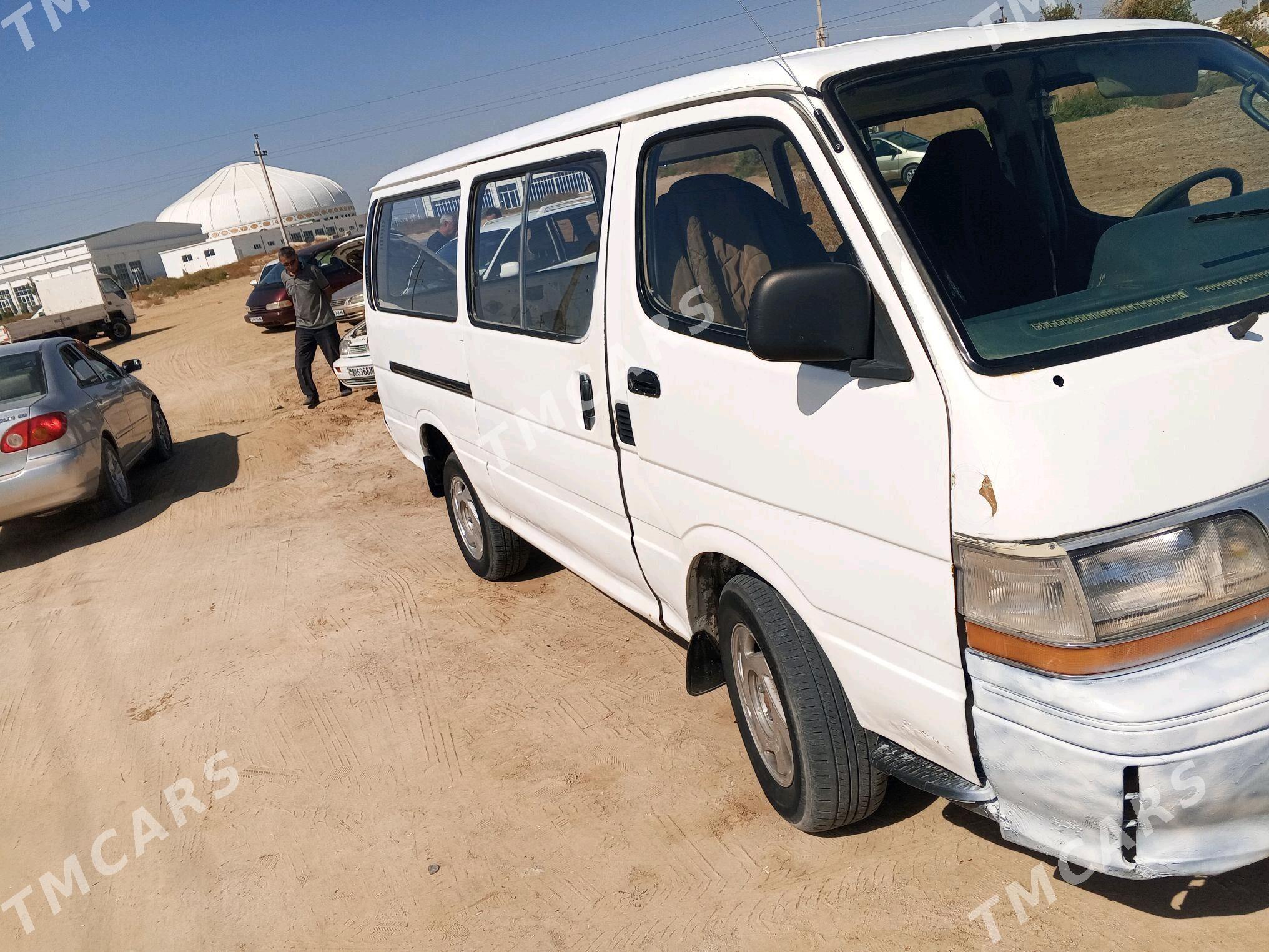 Toyota Hiace 1998 - 70 000 TMT - Wekilbazar - img 2