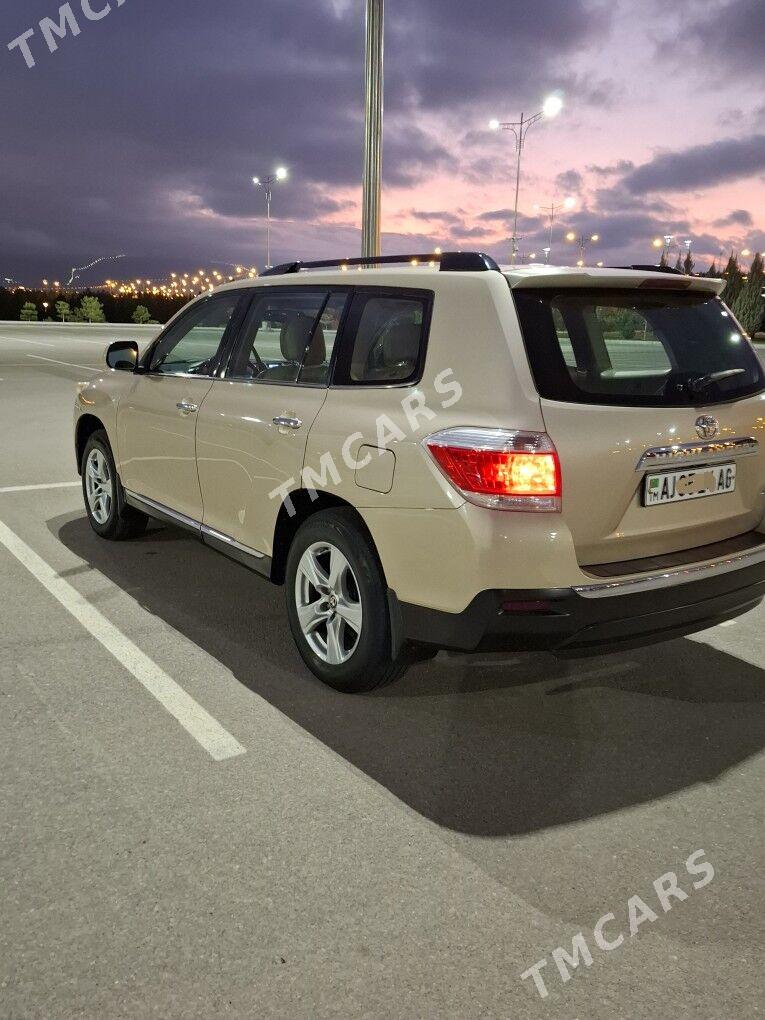 Toyota Highlander 2012 - 320 000 TMT - Aşgabat - img 4