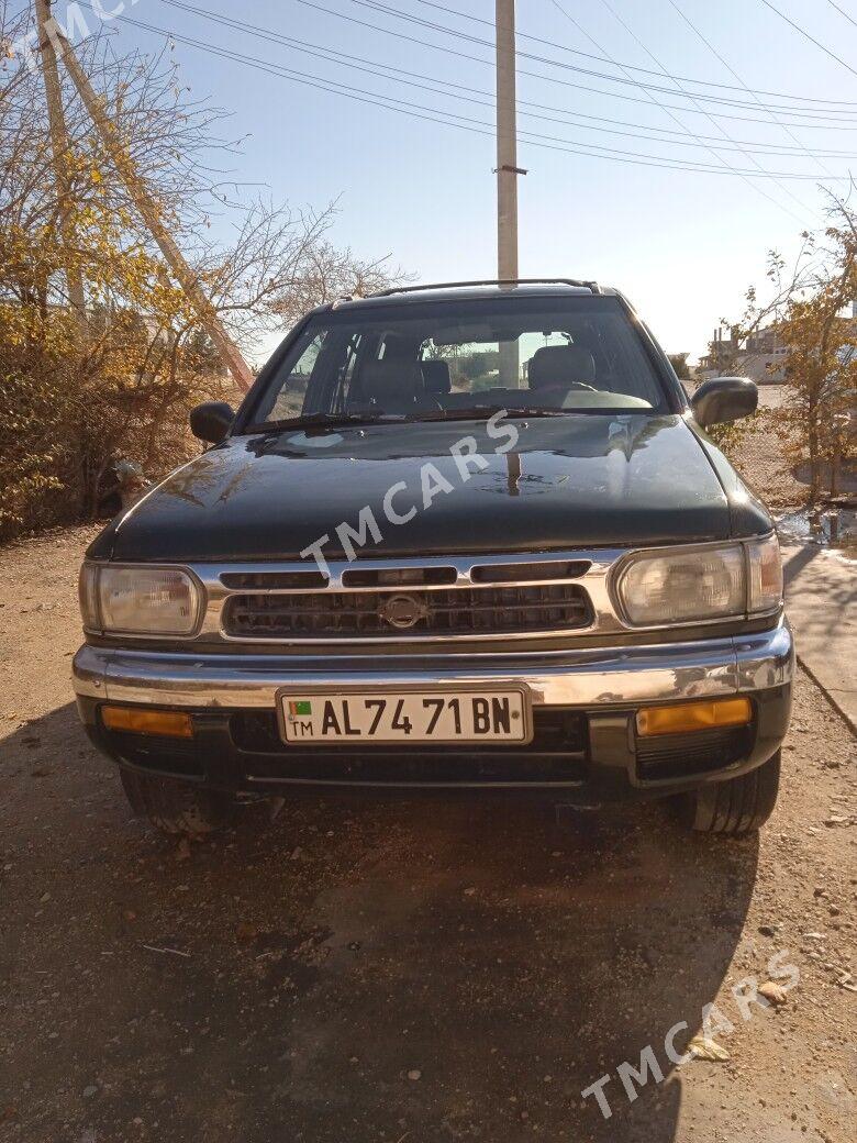 Nissan Pathfinder 1997 - 90 000 TMT - Балканабат - img 2