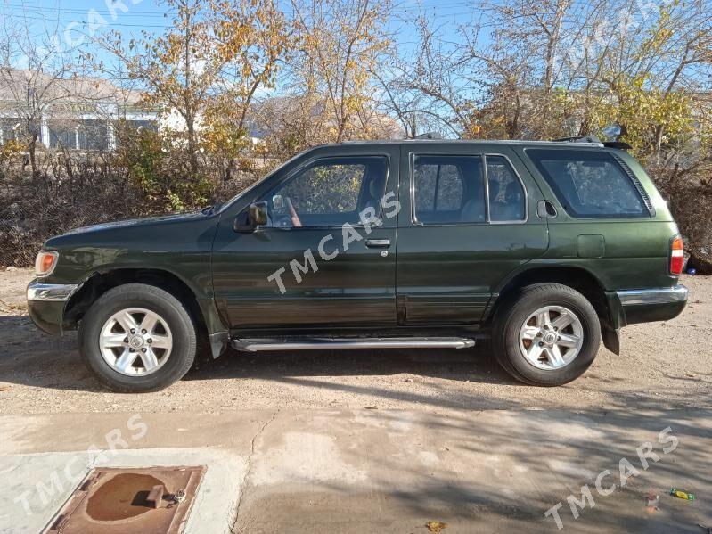 Nissan Pathfinder 1997 - 90 000 TMT - Балканабат - img 5