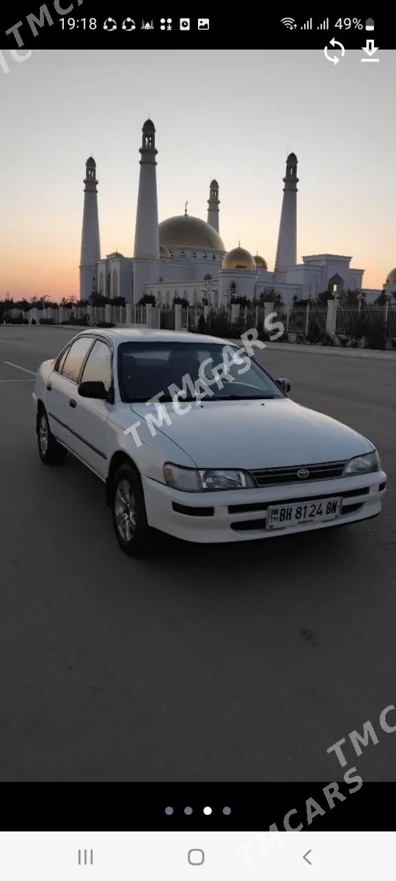 Toyota Corolla 1997 - 60 000 TMT - Балканабат - img 3