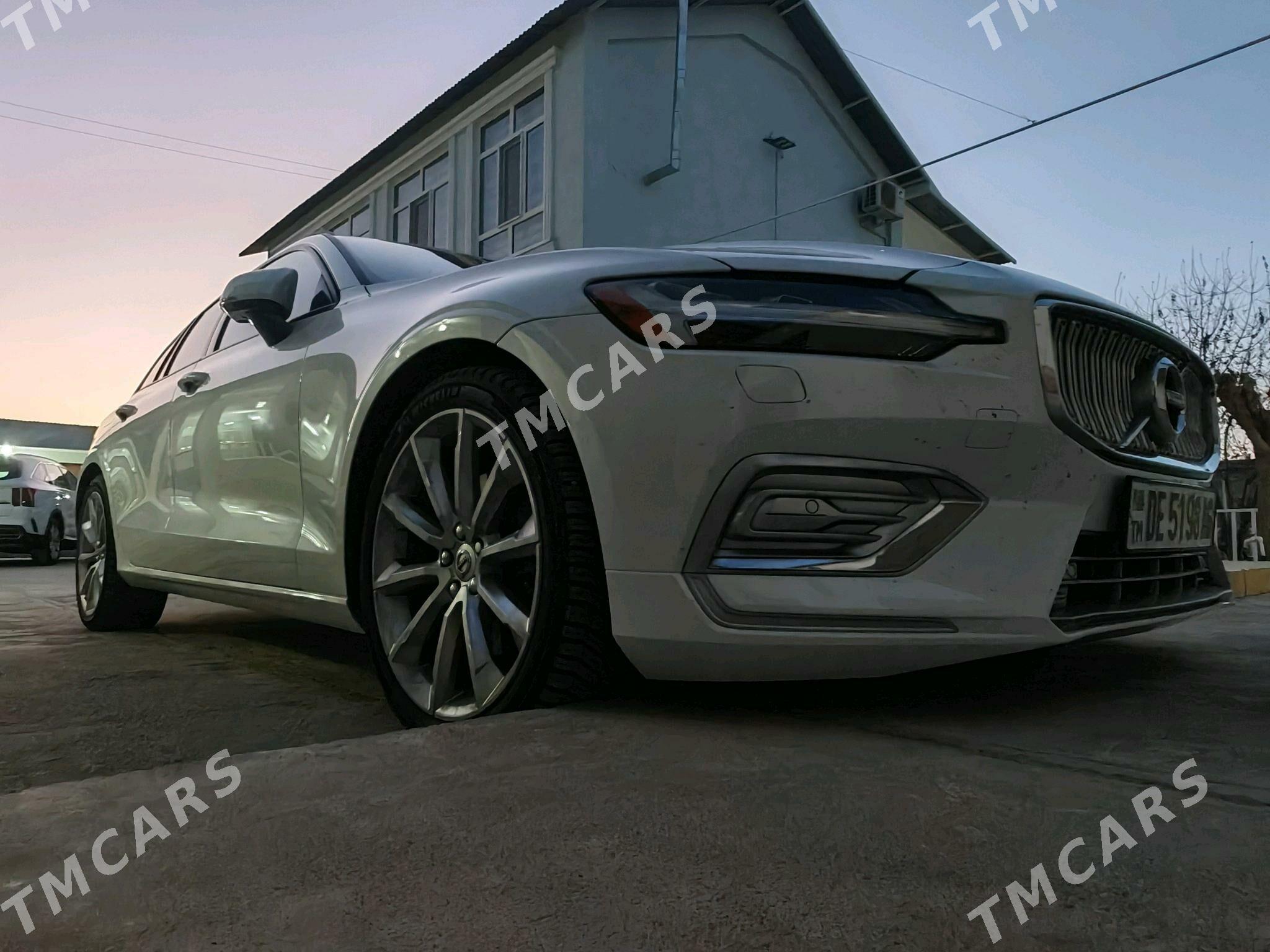 Volvo V60 2019 - 550 000 TMT - Мир 8 - img 7