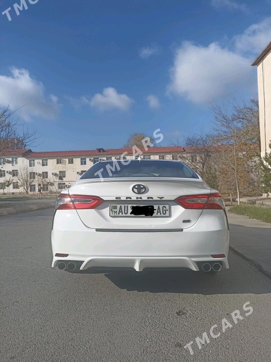 Toyota Camry 2020 - 285 000 TMT - 10 мкр - img 5