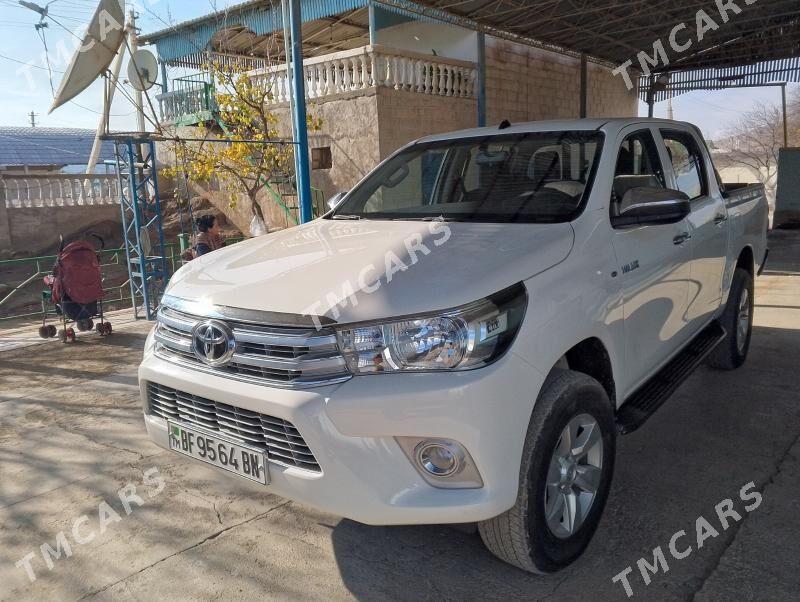 Toyota Hilux 2021 - 500 000 TMT - Türkmenbaşy - img 2