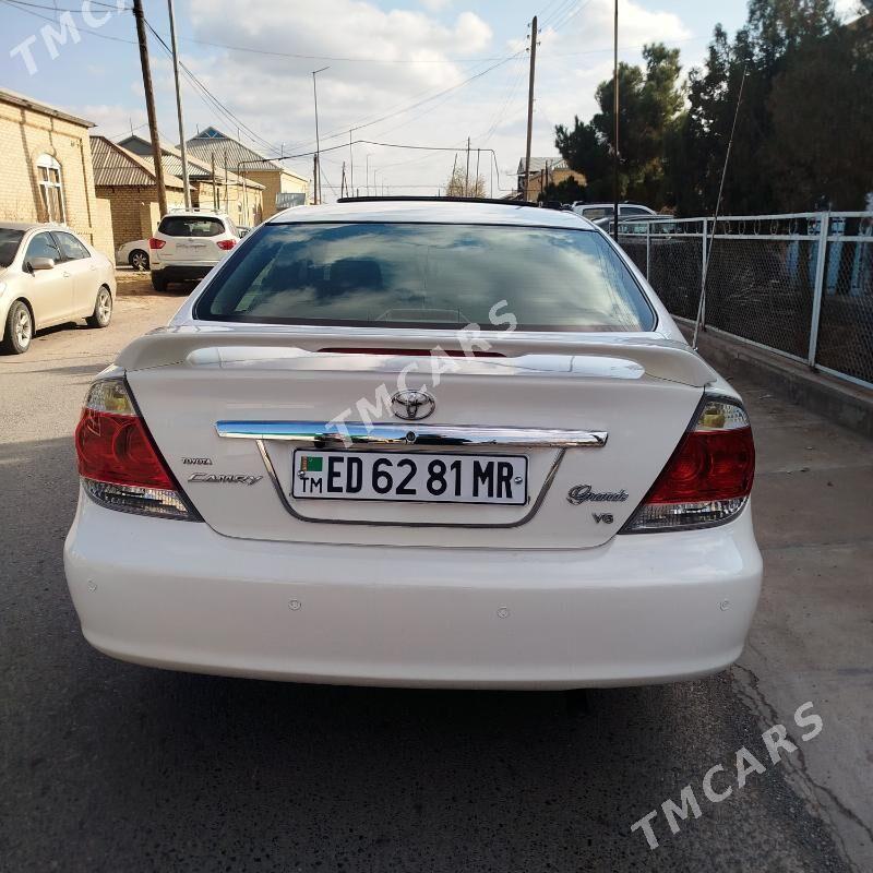 Toyota Camry 2005 - 170 000 TMT - Mary - img 3