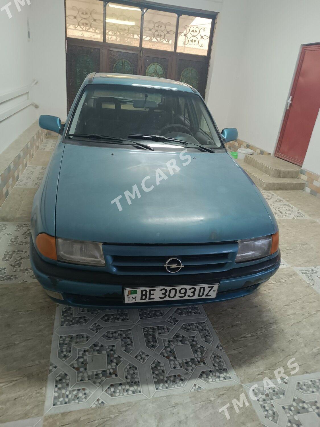 Opel Astra 1994 - 30 000 TMT - Болдумсаз - img 3