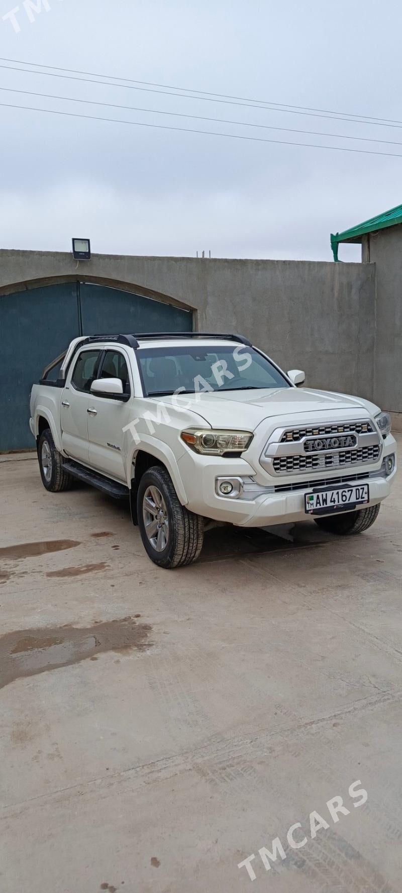 Toyota Tacoma 2018 - 430 000 TMT - Türkmenbaşy etr. - img 4