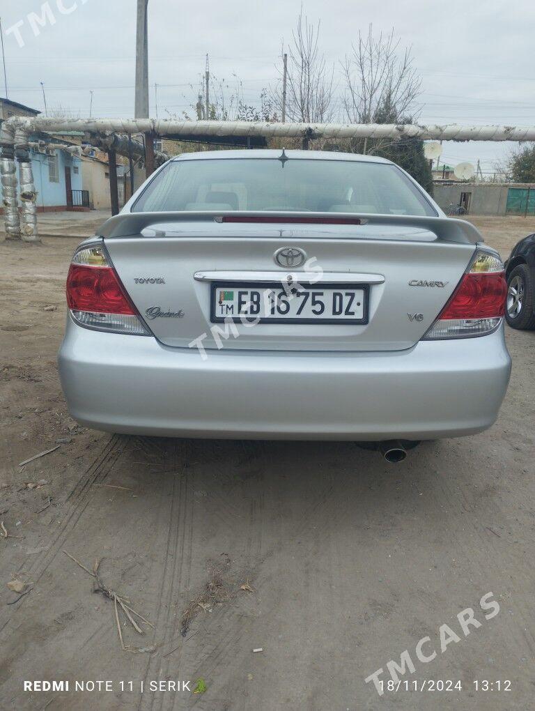 Toyota Camry 2005 - 160 000 TMT - Дашогуз - img 4