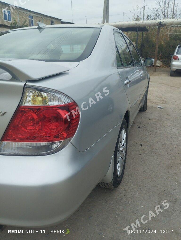 Toyota Camry 2005 - 160 000 TMT - Дашогуз - img 5