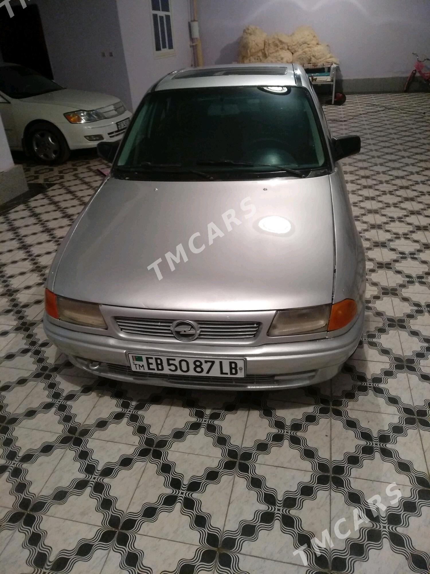 Opel Astra 1992 - 26 000 TMT - Dänew - img 5