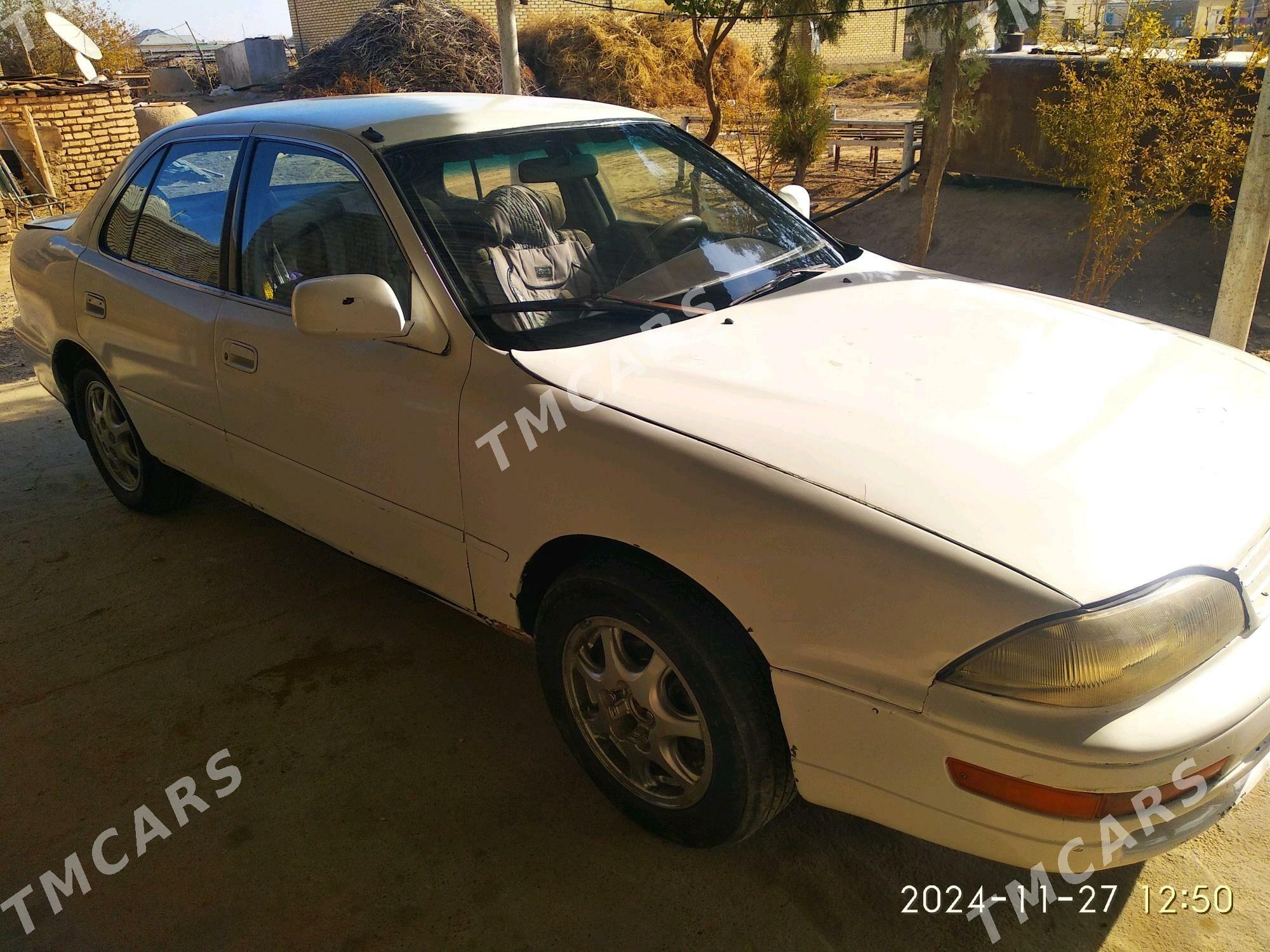 Toyota Camry 1991 - 30 000 TMT - Мары - img 4