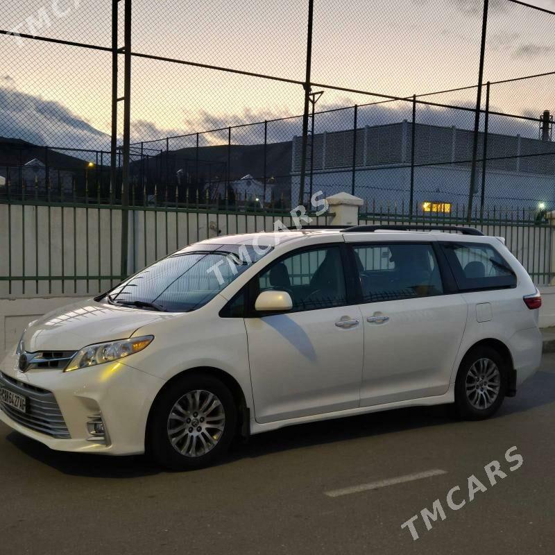 Toyota Sienna 2018 - 500 000 TMT - Ашхабад - img 4