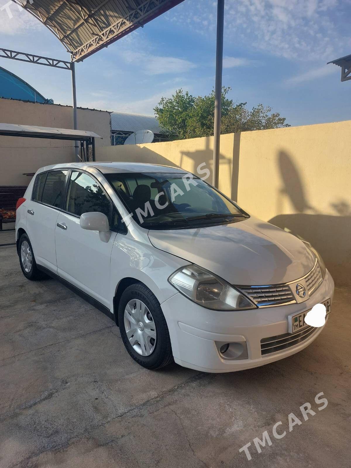 Nissan Versa 2010 - 108 000 TMT - Büzmeýin - img 3