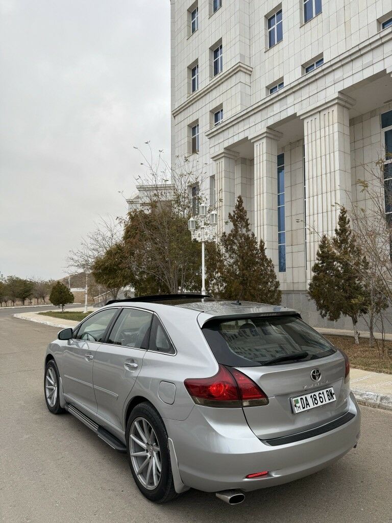 Toyota Venza 2009 - 230 000 TMT - Туркменбаши - img 4