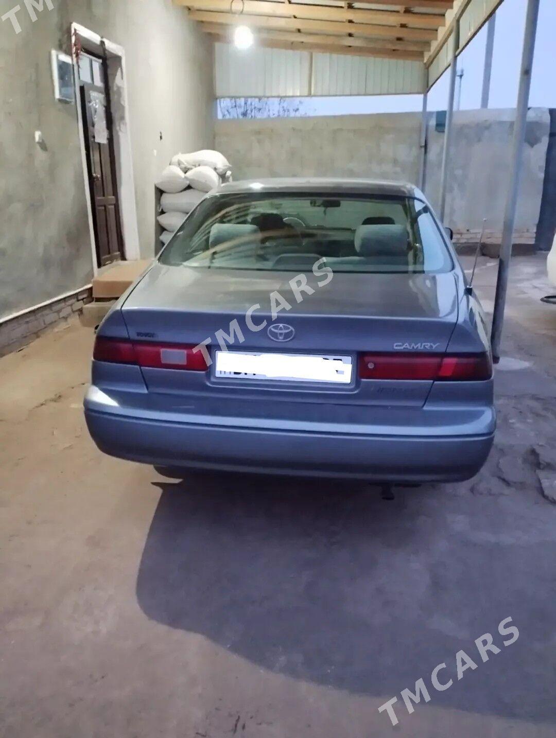 Toyota Camry 1998 - 95 000 TMT - Türkmenbaşy etr. - img 3