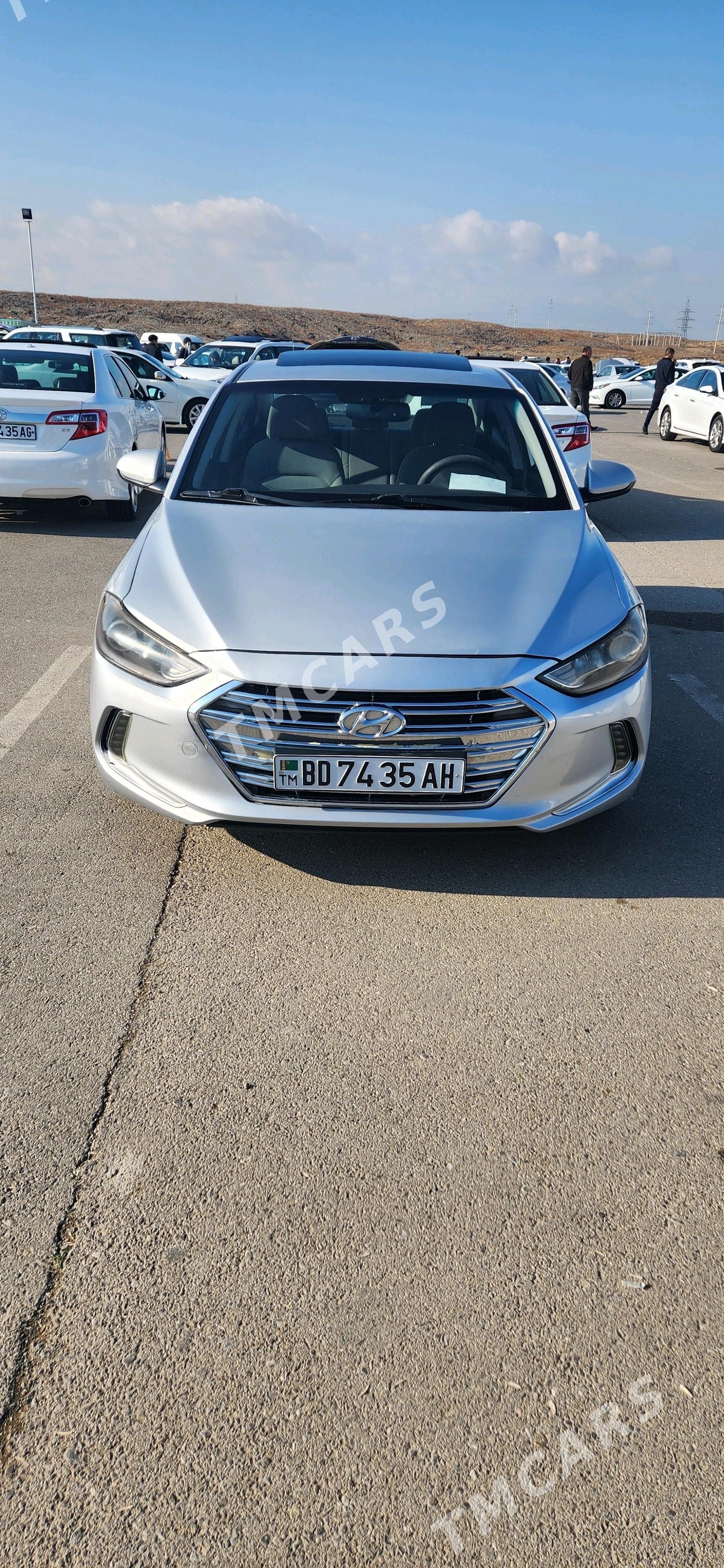 Hyundai Elantra 2017 - 189 000 TMT - Änew - img 2