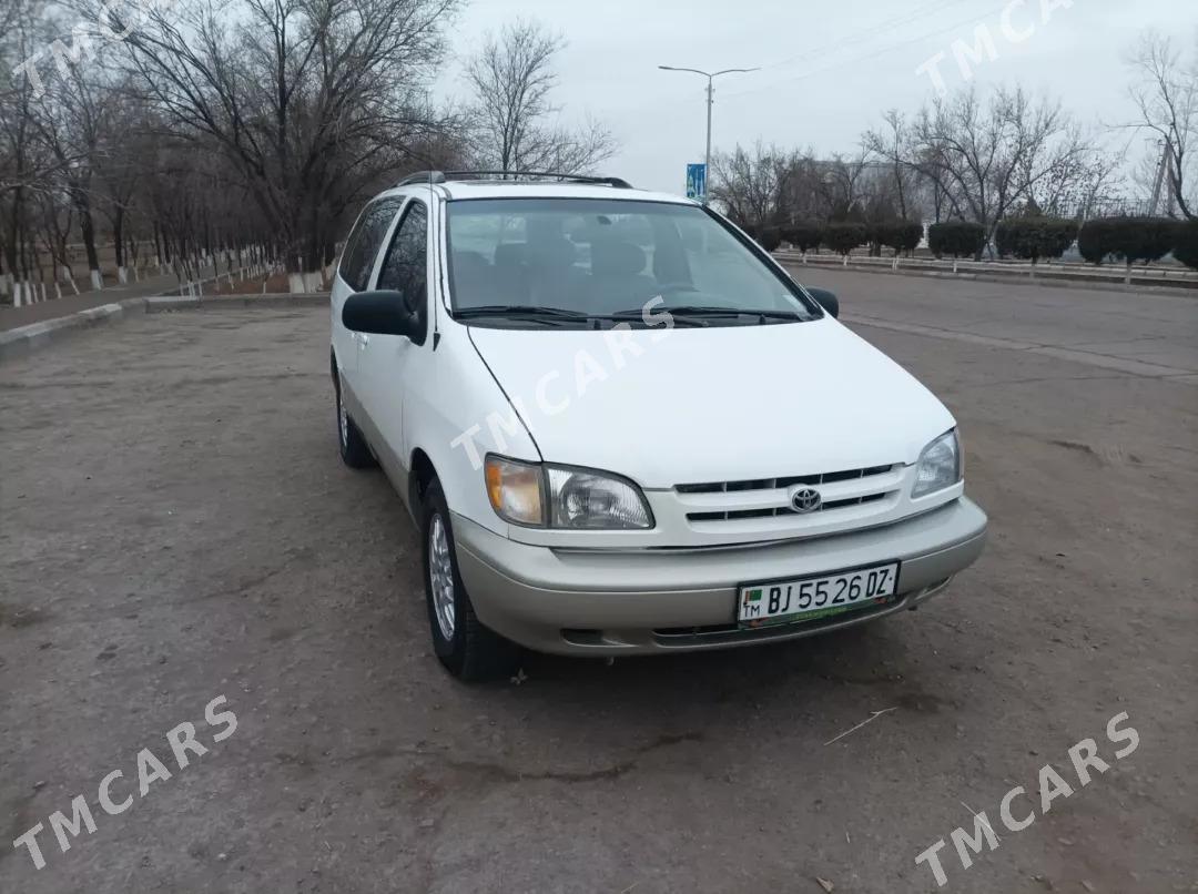 Toyota Sienna 2001 - 140 000 TMT - Gubadag - img 5