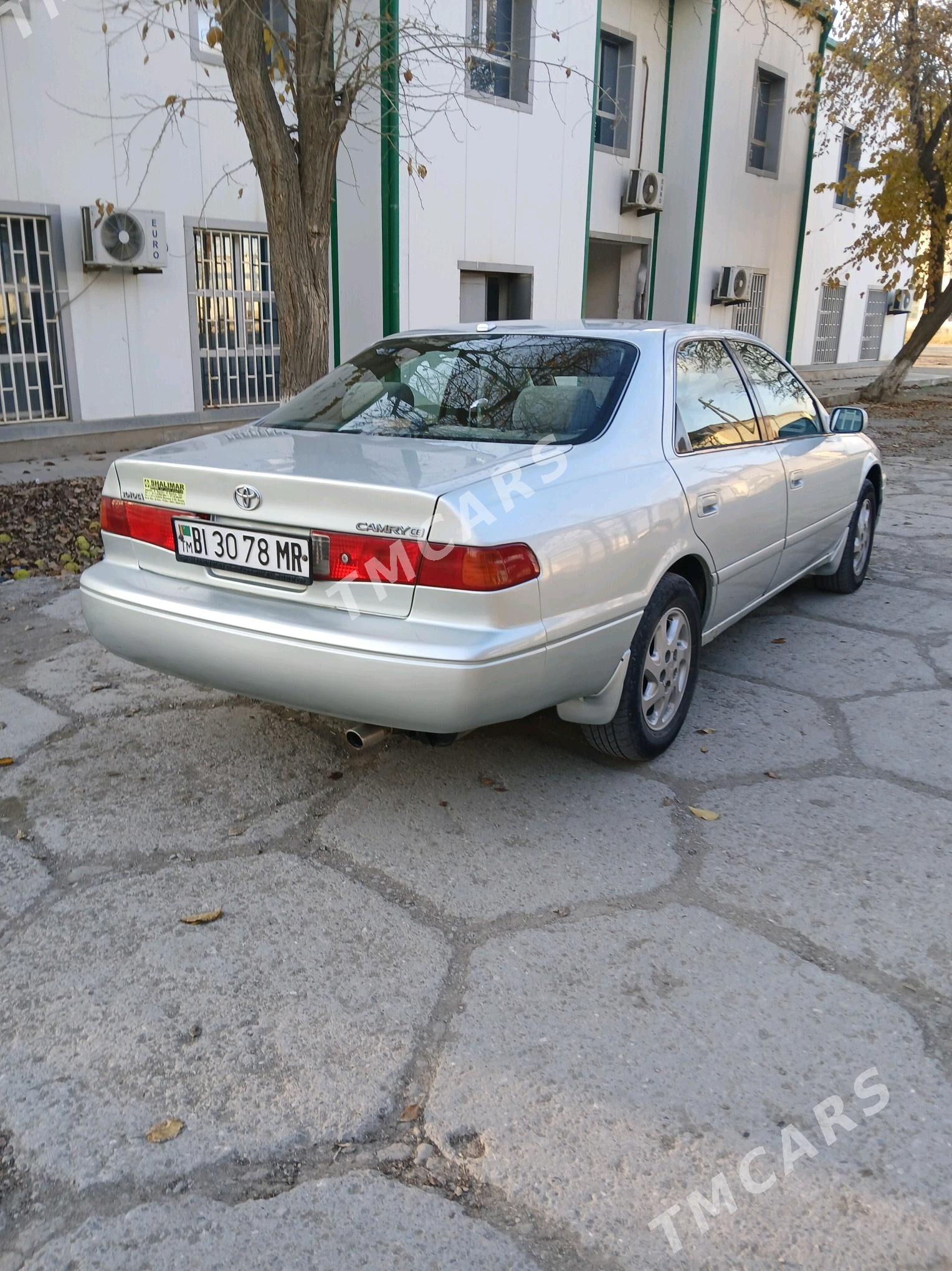 Toyota Camry 2001 - 120 000 TMT - Сакарчага - img 2