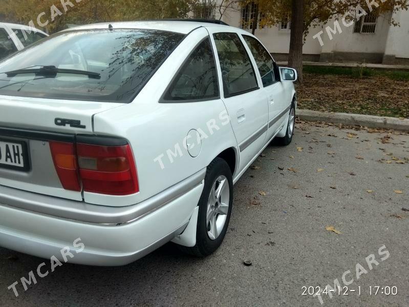 Opel Vectra 1994 - 45 000 TMT - 6 mkr - img 5