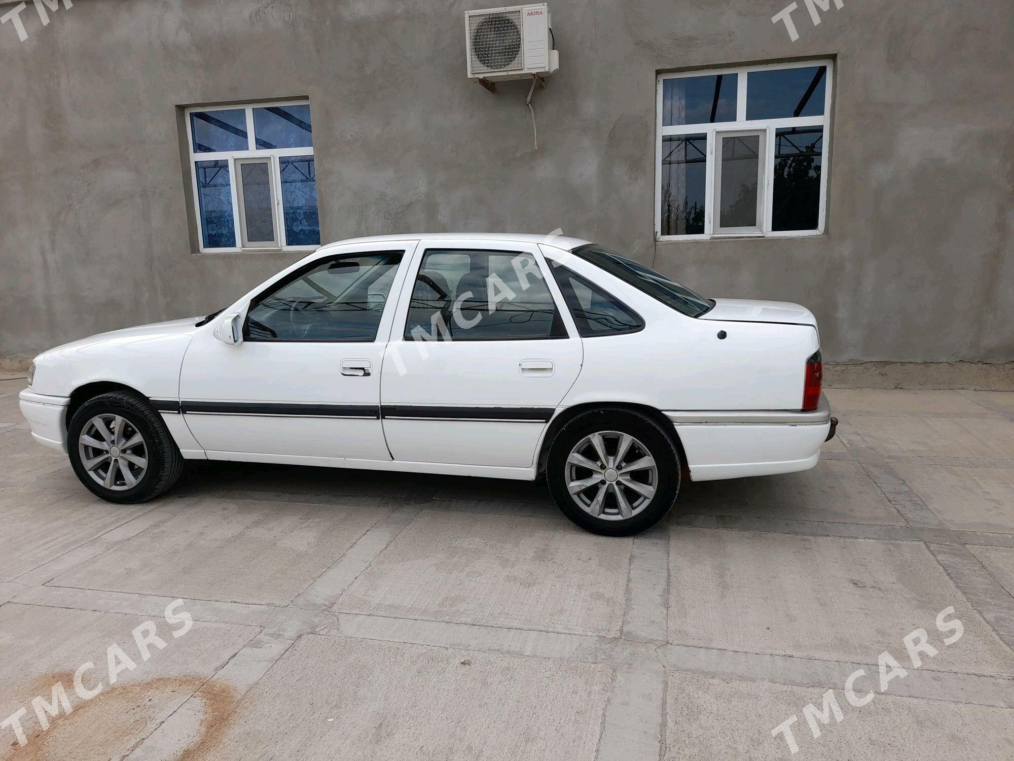 Opel Vectra 1994 - 35 000 TMT - Bäherden - img 3