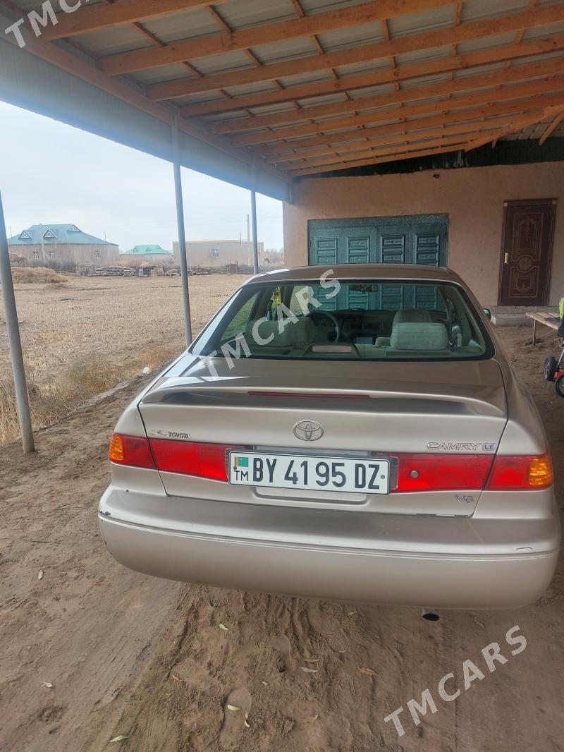 Toyota Camry 1997 - 125 000 TMT - Köneürgenç - img 2